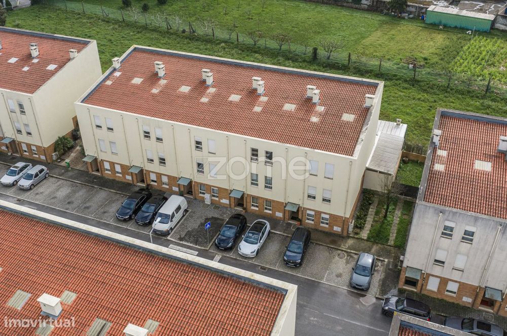 T2 Duplex com Terraço em Gulpilhares - V.N. Gaia