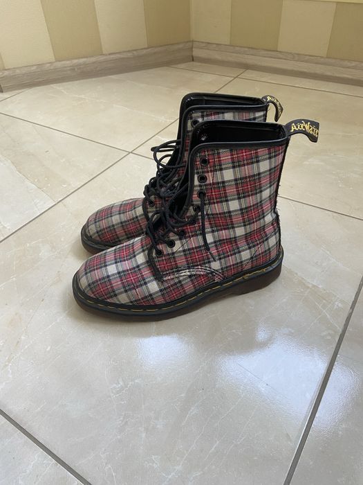 Черевики Dr. Martens, оригінал