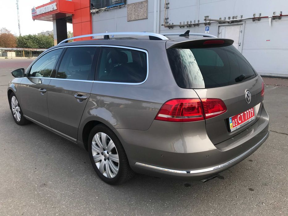 Volkswagen Passat B7 2.0TSI Variant HIGHLINE SPORT EDITION NAVI+, LED