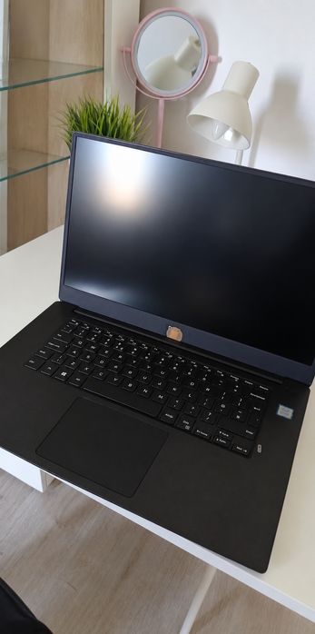 Dell XPS 15 9570 – i7