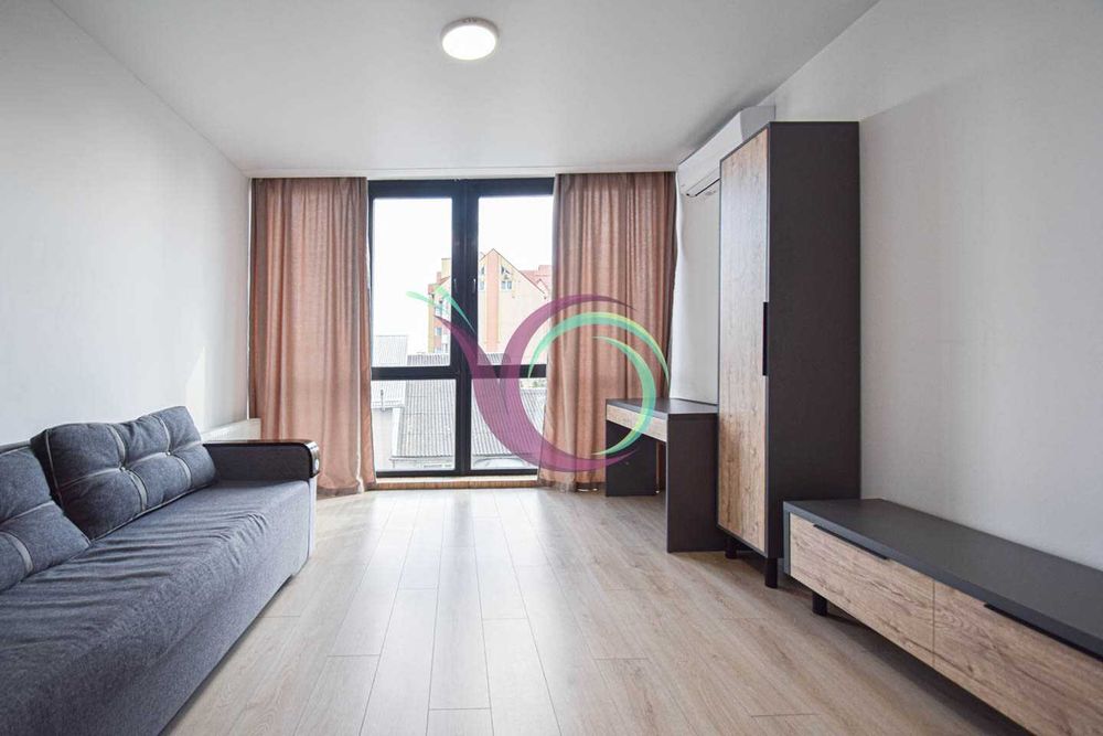 1-к. квартира-студія з ремонтом та і/о в центрі за вул. Замонастирська