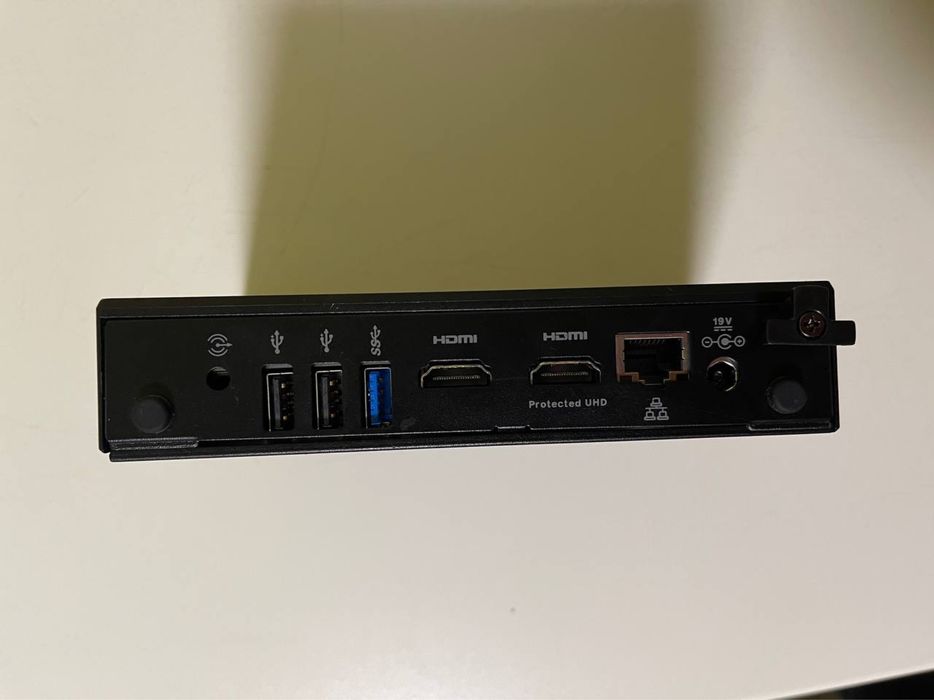 Комп'ютер INTEL NUC 8 Rugged Celeron N3350 (BKNUC8CCHKR)