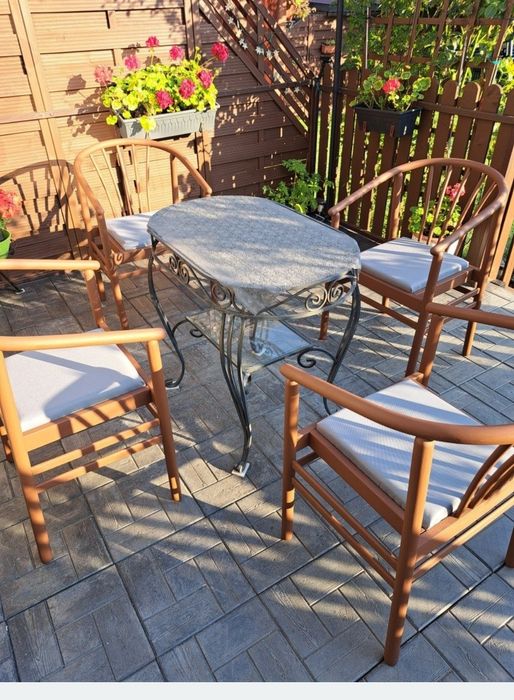 Foteliki tarasowe pod dach