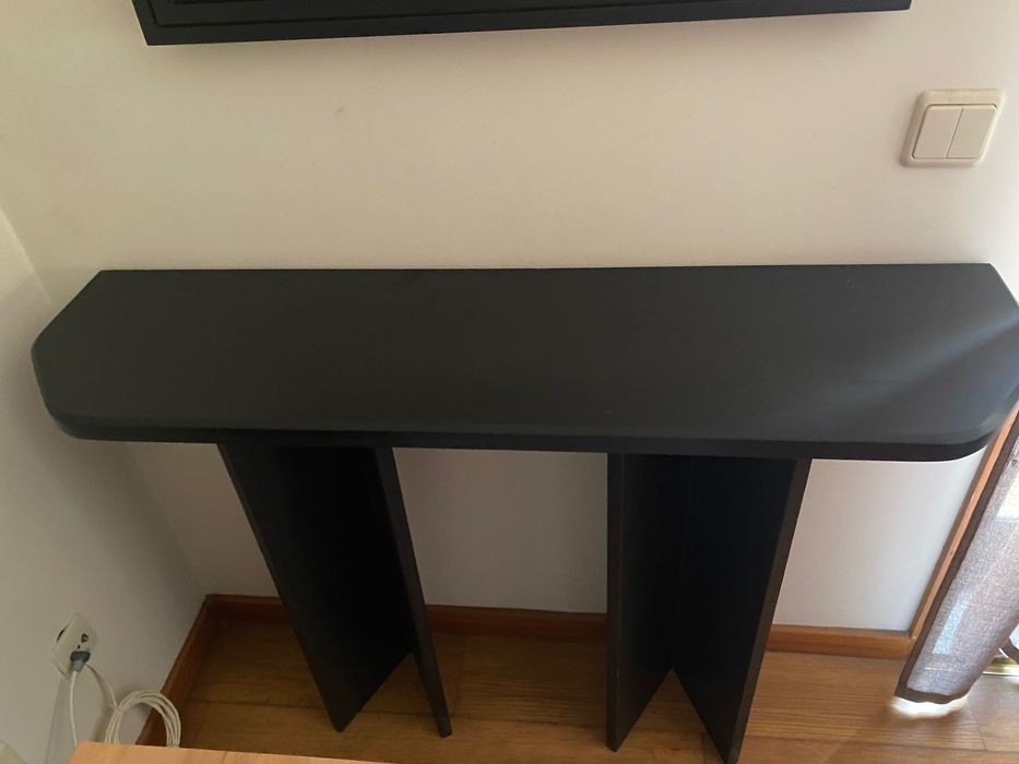 Móvel em ardósia com espelho