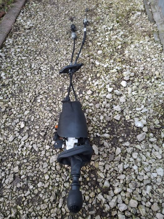 Lewarek wybierak zmiany biegów Renault Master linki komplet