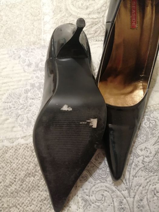 Sapatos salto agulha