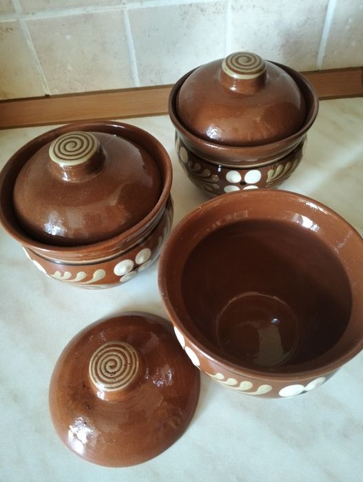Горщики українські продам