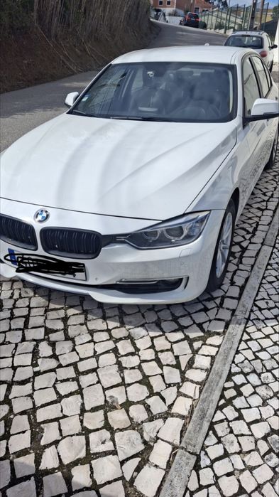 Vende se bmw 320d