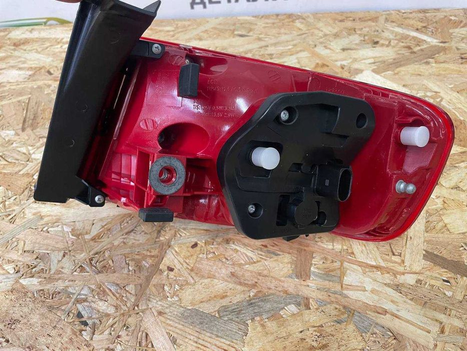 Фонарь стоп Audi A4 B8 LED фонари Ауди А4 Б8 2008-2012 Європа