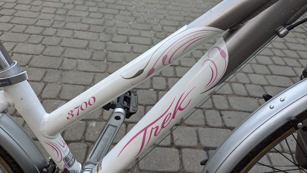 Rower damski Trek 3700 Kraków Prądnik Biały • OLX.pl