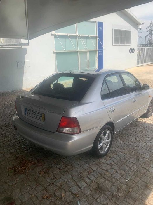 hyndai accent 1.3 gasolina