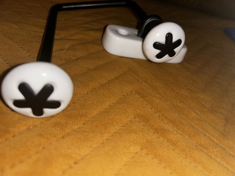 Uchwyt na papier toaletowy