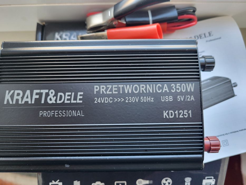 Автомобильный преобразователь 350 Вт 12/24 В - 230 В