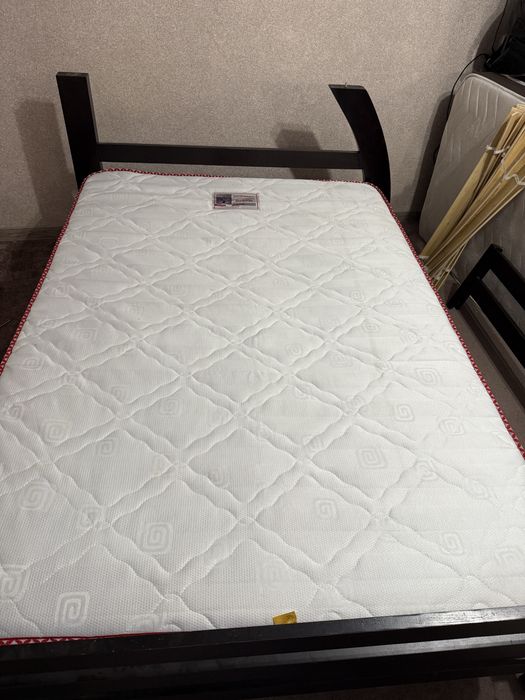 Ліжко двохповерхове