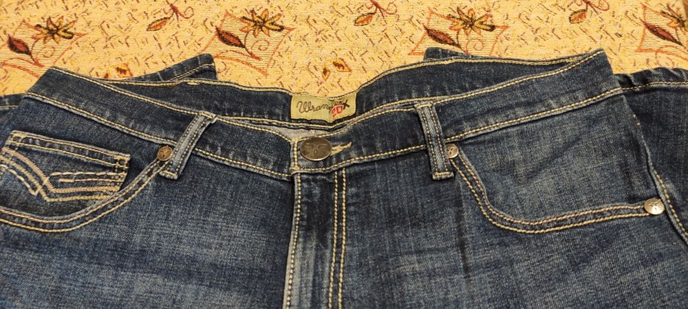 Фирменные джинсы (Wrangler) 2XL