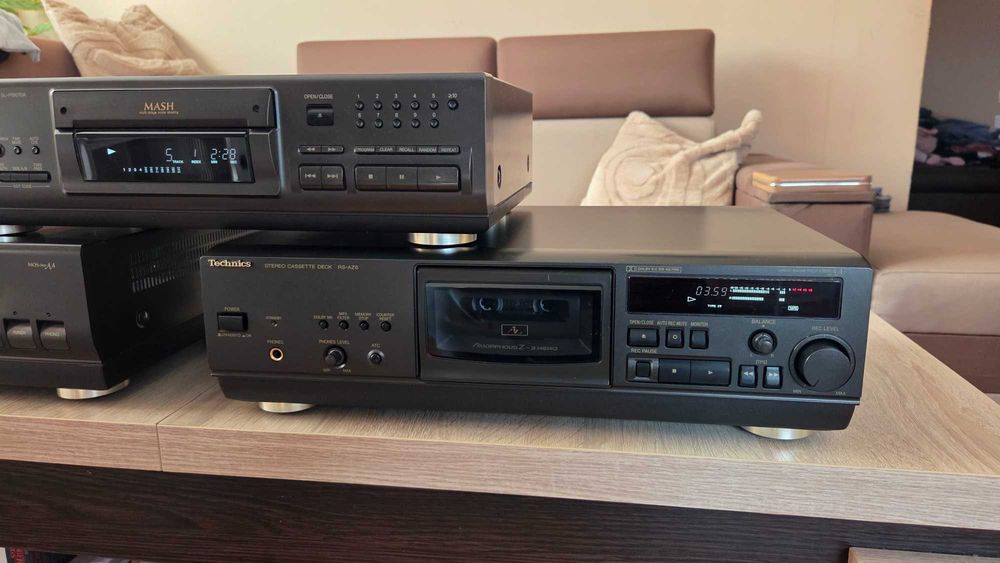 Technics wieża 3 segmenty piękny stan