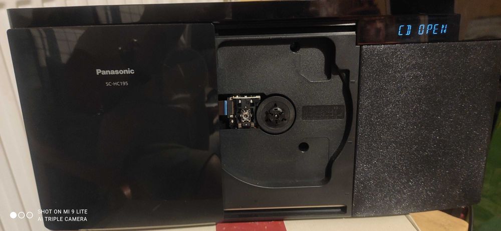 Wieża Panasonic SC-HC195