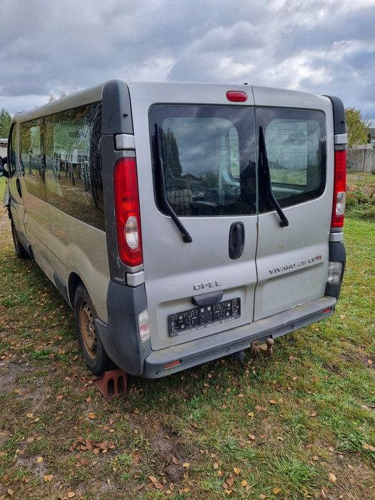 Зопчастини запчасти Opel Vivaro Опель віваро 2.5