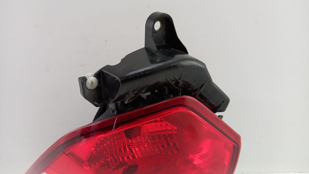 Фонарь задний правый стоп Toyota Yaris III 2017 0D2030D205