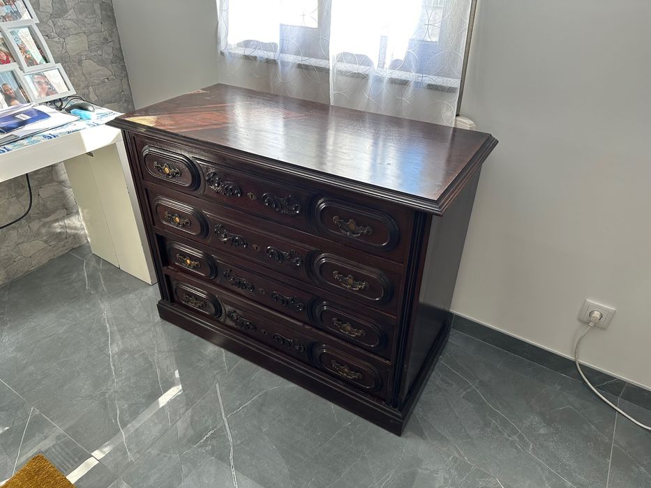 Comoda madeira castanho