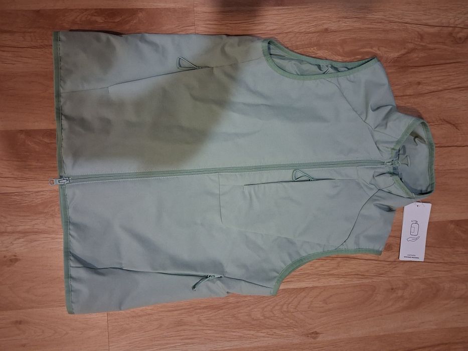 Nowa miętowa kamizelka sportowa 4f rozmiar xs