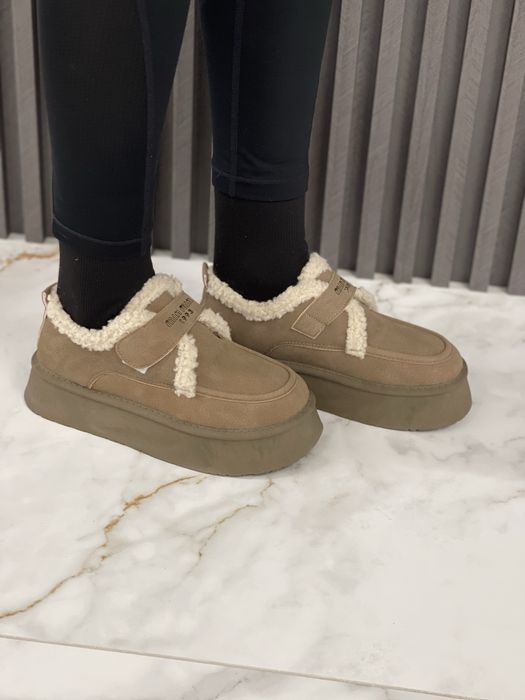 Теплі жіночі зимові черевики лофери MiuMiu 1993 зима лофери