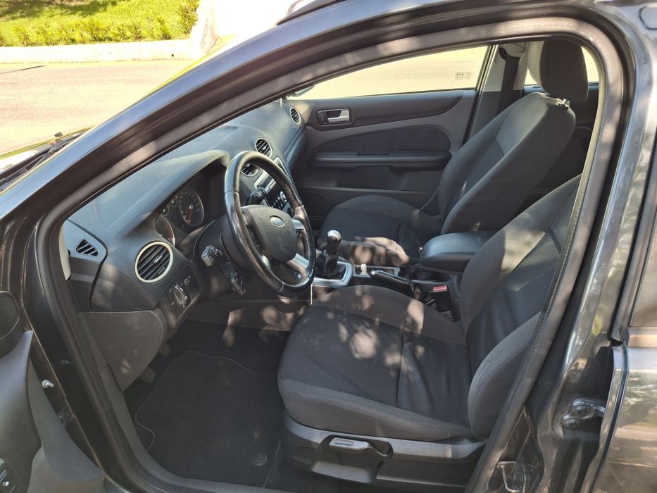 Ford Focus SW Versão Titanium