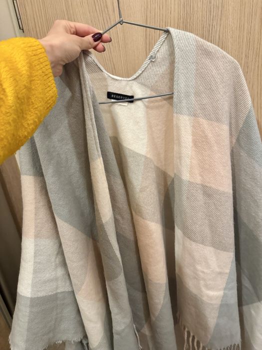 Duża chusta szal w kratę Reserved