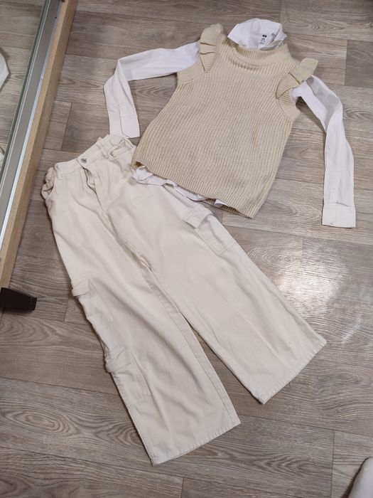 Костюм на дівчинку фірми h&m