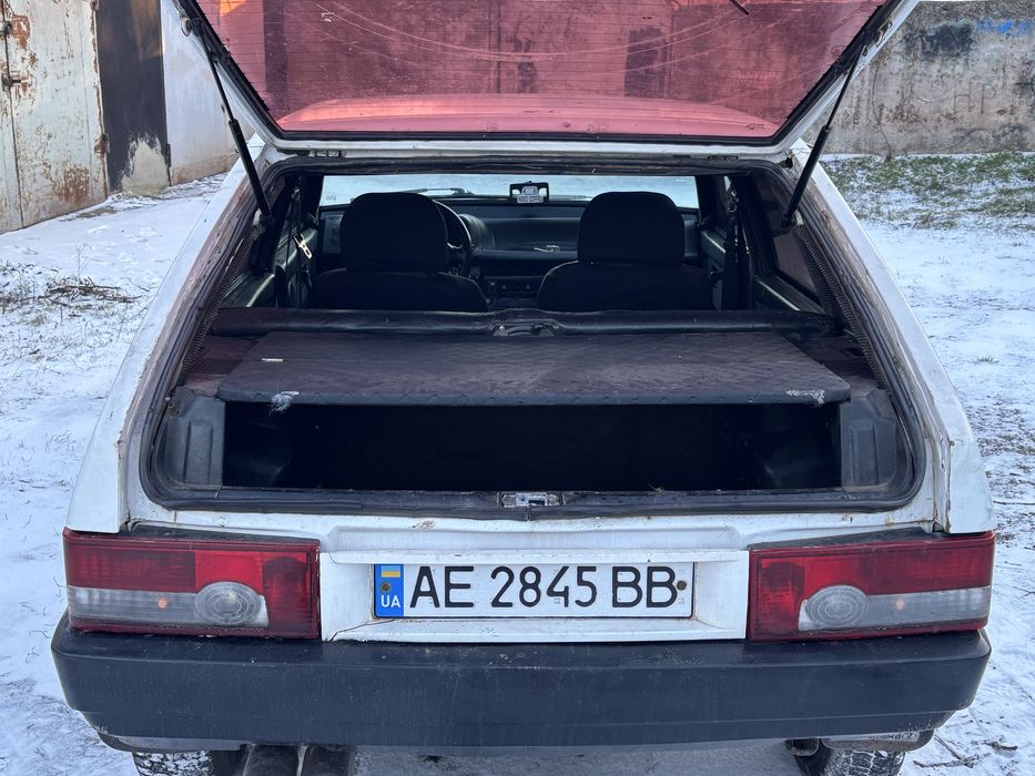 Автомобиль ВАЗ 2109 1.3 ГАЗ/бенз на ходу с переоформлением