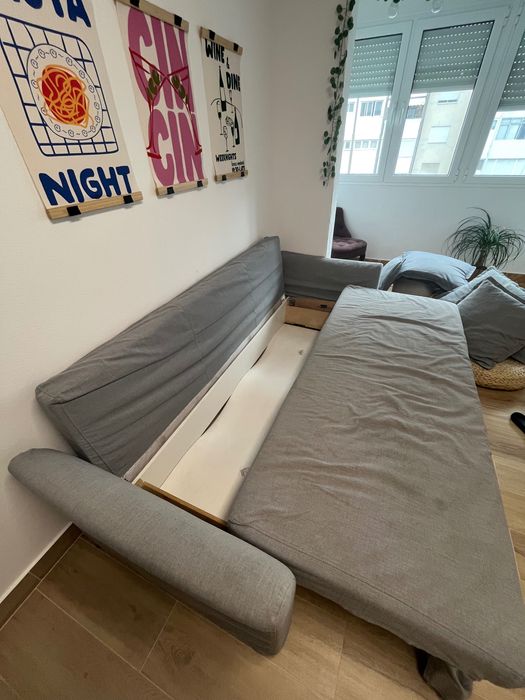 Urgente - Sofá-cama cinzento grátis