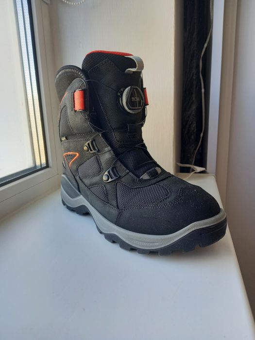 Зимові черевики Ecco Snow Mountain 38 розмір