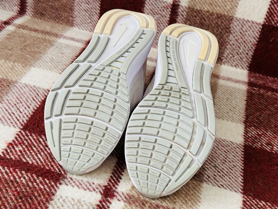(Оригінал) жіночі кросівки Nike Air Zoom Structure 24, розмір 39