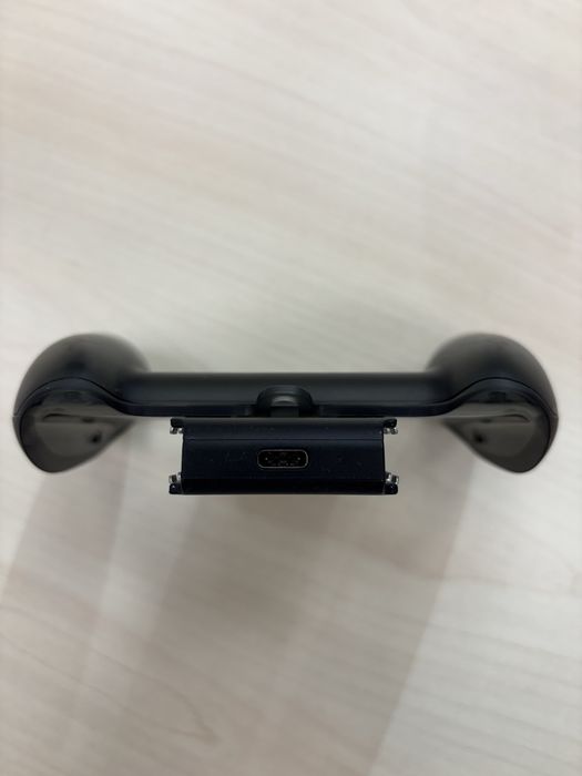 Продам Joy-con, Grip та тримачі для Nintendo Switch