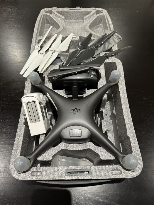 DJI Phantom 4 Pro Plus Obsidian edition + Extra Battery64586074363907121