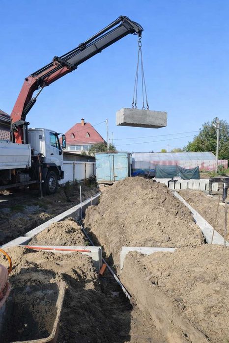 ФБС Буча / Ірпінь / Київ — доставка фундаментних блоків Маніпулятор