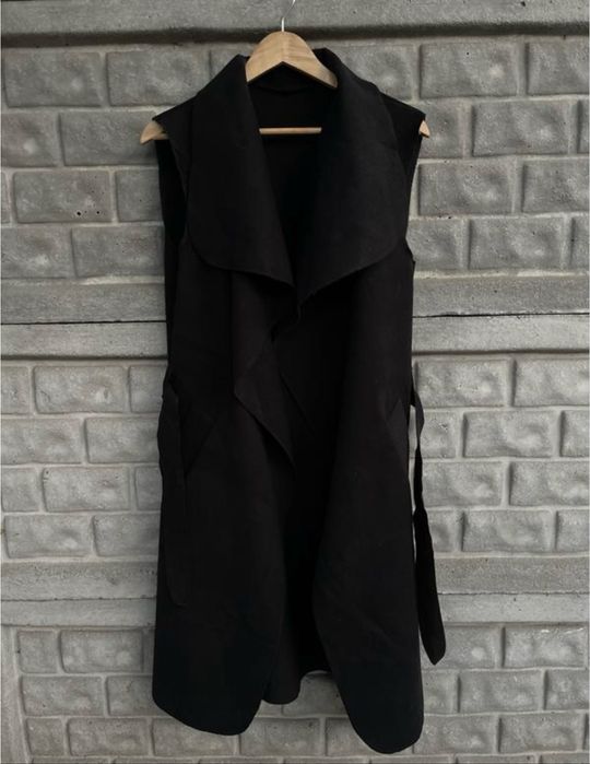 жилетка безрукавка Zara