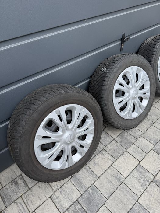 Sprzedam koła 215/60R16 Suzuki S-Cross, Vitara z oryginalnymi kołpakami!