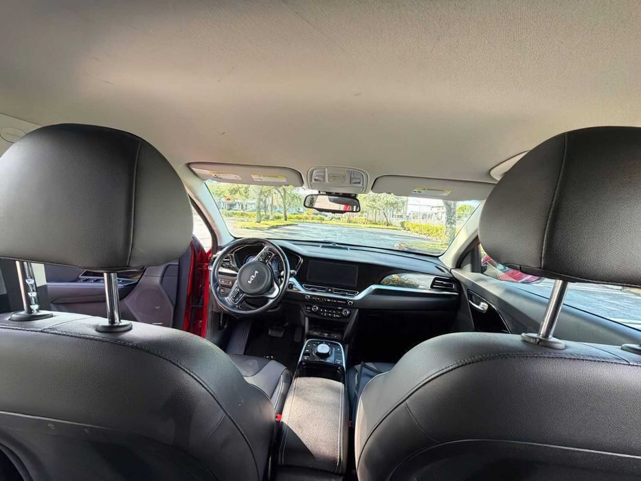 Kia Niro EV      2021