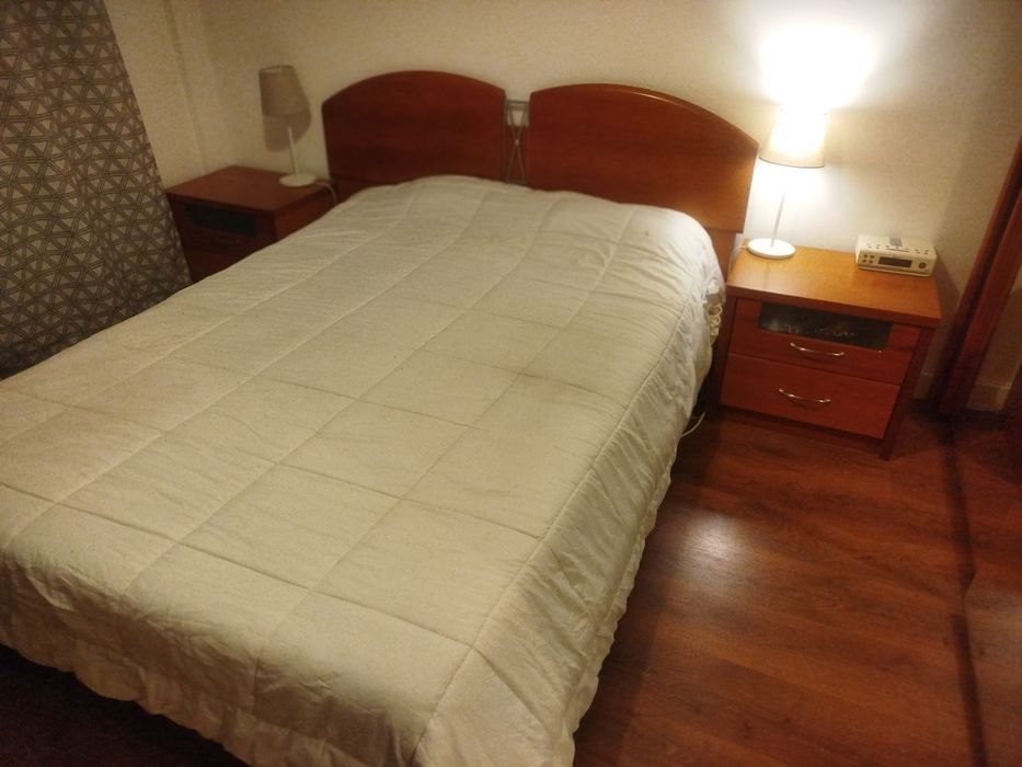 Quarto de casal em cerejeira