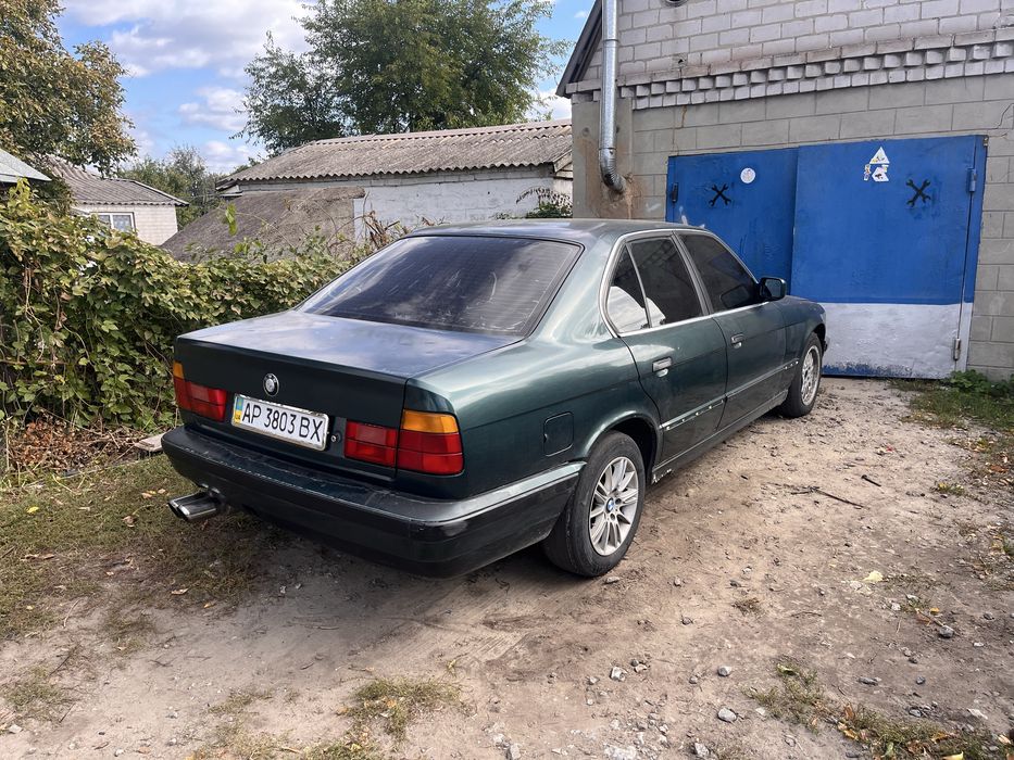 BMW E34  525