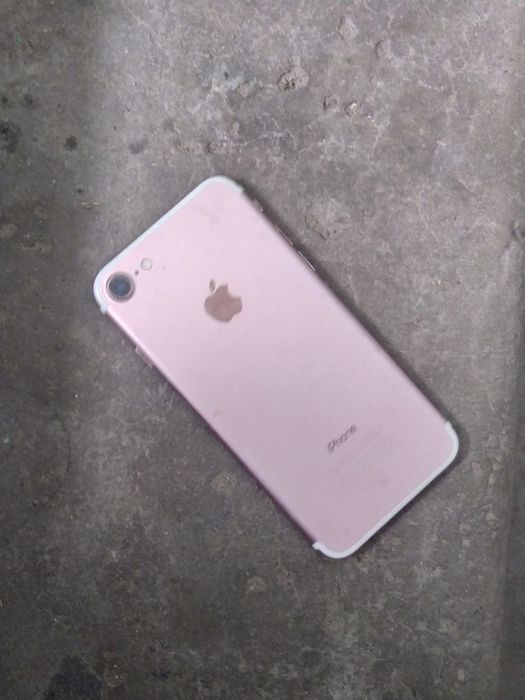 Продам или обменяю iphone 7