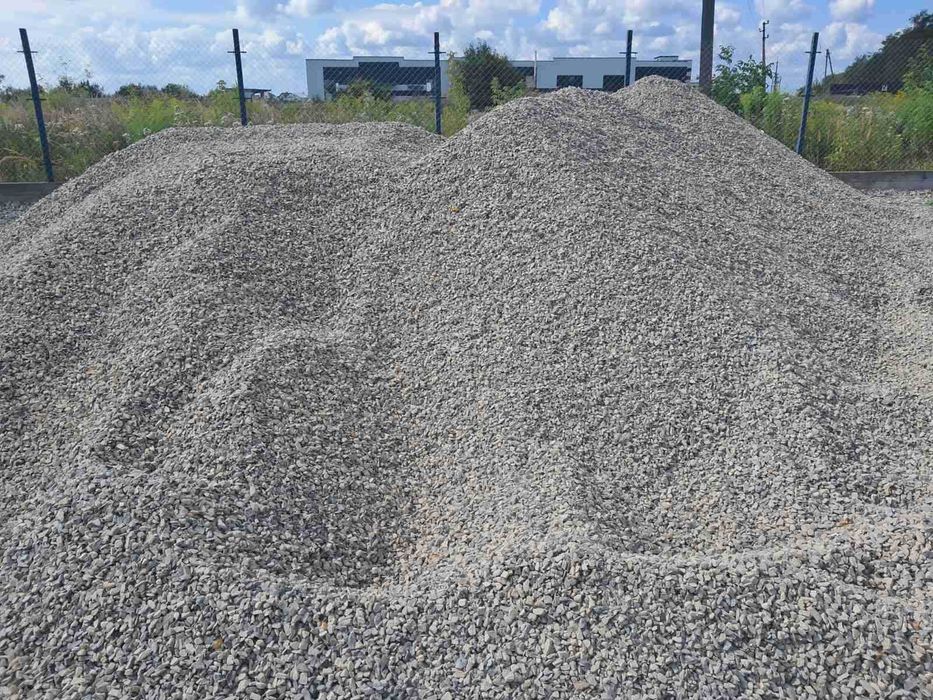 Пісок, Щебінь, Мачка (на бетон), Відсів, Підсипка, Цемент