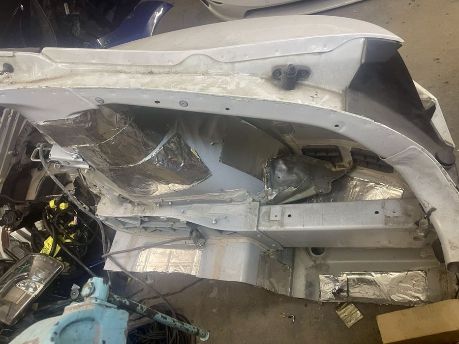 Крыло задние правое Tesla Model S