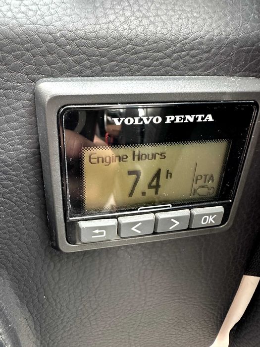 Łódź motorowa Cobalt R6 2021 Tylko 7mth