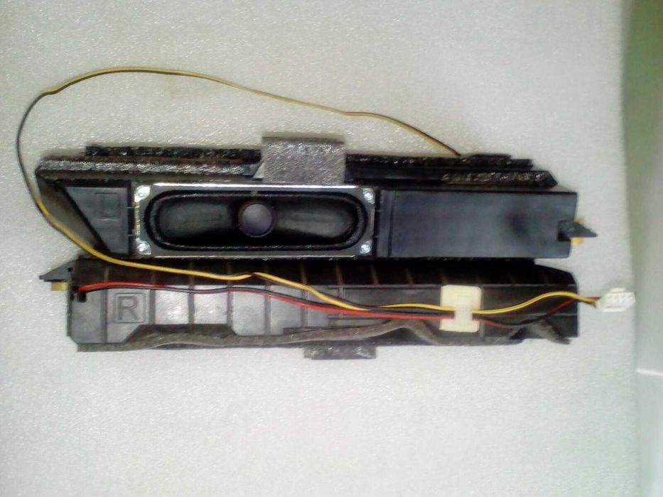 Samsung LE40C530F1W---розбiр битого