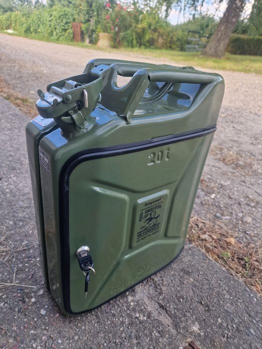 Kanister upominek zielony khaki 20 l