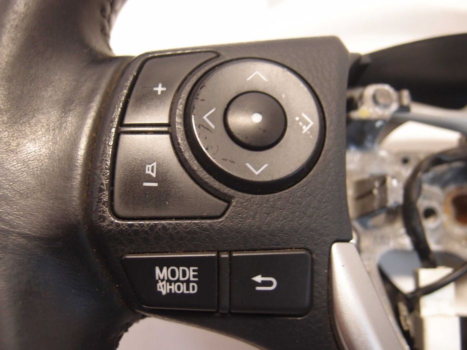 Kierownica Toyota Auris II 2013r.