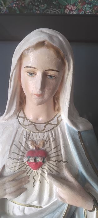 Figura Matki Boskiej retro