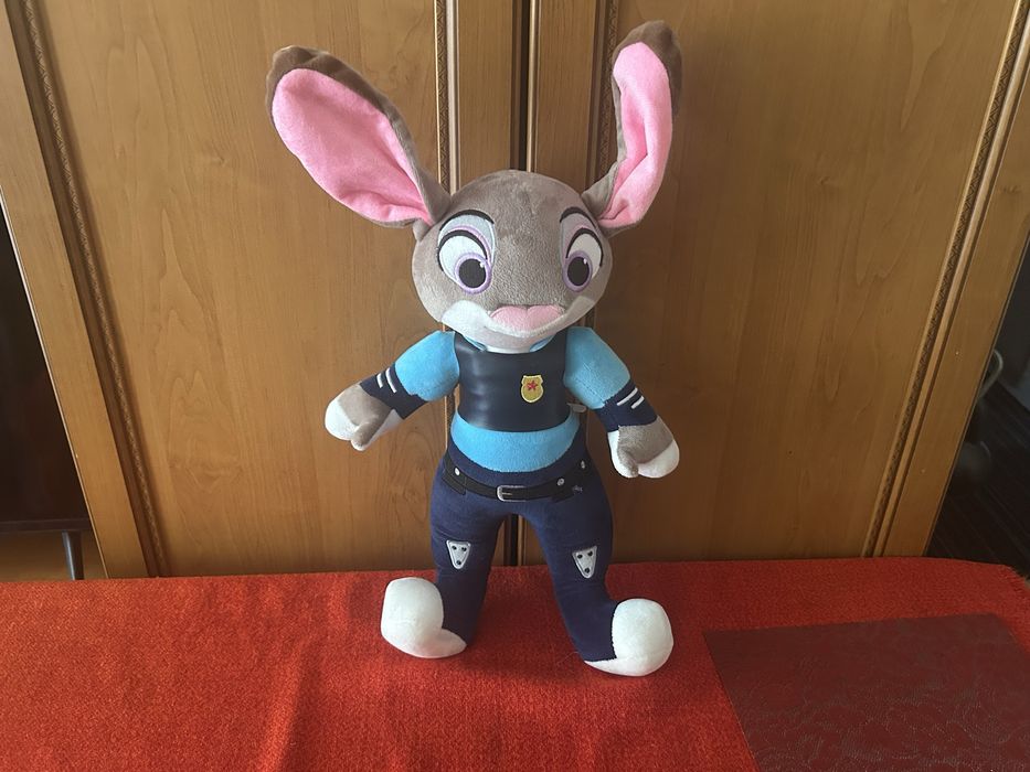 Duża maskotka królik Judy Hopps Zwierzogród 60 cm.
